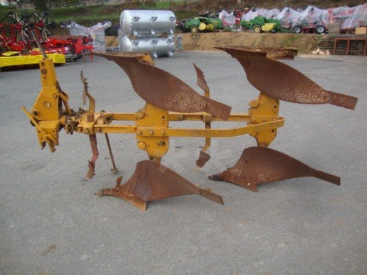 Charrue IH gamme 155 4 corps Replicagri REP103