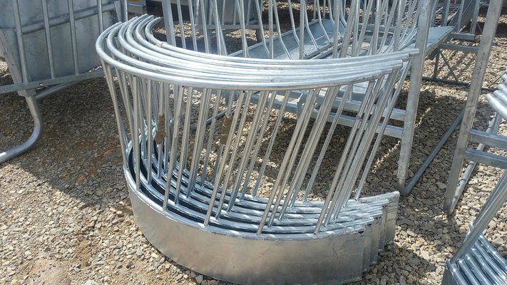 Râtelier Fabrication artisanale Râtelier Rond Ovin - 1