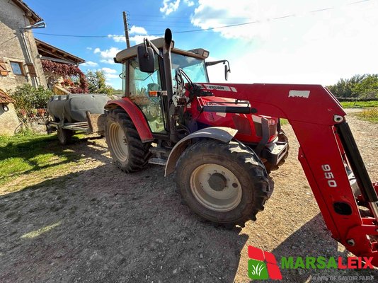 Tracteur agricole Massey Ferguson 5430 - 1