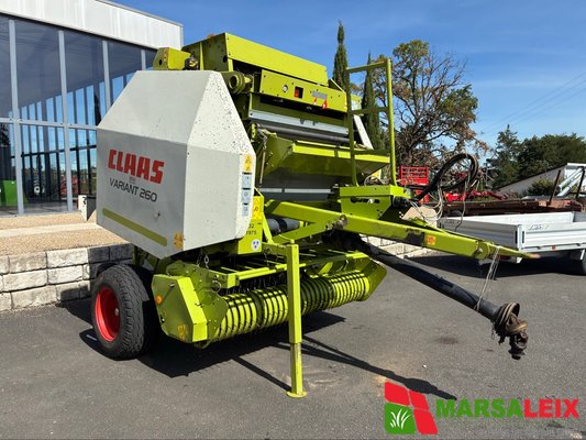 Presse à balles rondes Claas VARIANT 260 - 1