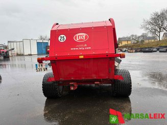 Presse à balles rondes Lely-Welger RP 245 - 5