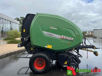 Presse à balles rondes Fendt 7160V - 8