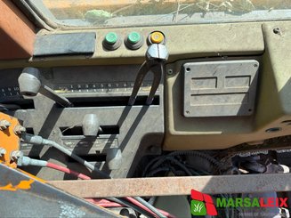Tracteur agricole Renault 120-14 - 6