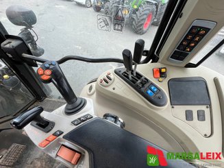 Tracteur agricole Massey Ferguson MF 5612 - 15