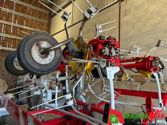 Faneuse Pöttinger HIT 8.9T - 8