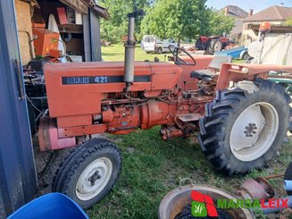 Tracteur agricole Renault 421 - 2