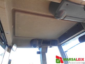 Tracteur agricole Renault ARES 610 RZ - 8