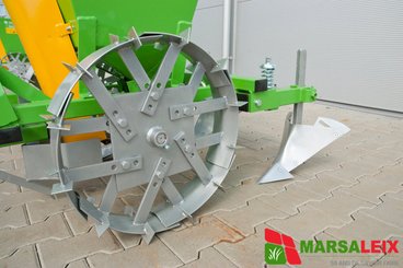 Planteuse de pommes de terre Bomet S239 - 2