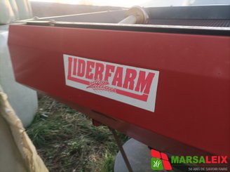 Distributeur d'engrais Liderfarm ZE 24  - 13