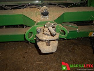 Moissonneuse batteuse John Deere W330 GEN 2 - 9