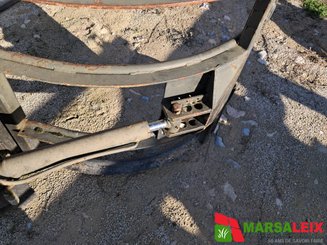 Pince à balle enrubannée MX Manubal 200 - 1