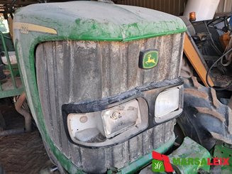 Tracteur agricole John Deere 6220 - 2