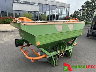 Distributeur d'engrais Amazone ZA-M MAX 2300 - 4