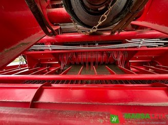 Presse à balles rondes Lely-Welger RP 245 - 2