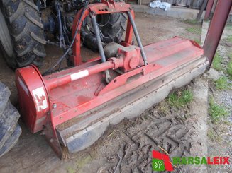 Broyeur à axe horizontal Kuhn VKM 240 - 1