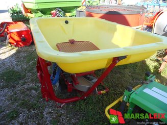 Distributeur d'engrais Aguirre 600 TYPE=1AC2-000 - 1