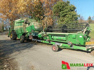 Moissonneuse batteuse John Deere W330 GEN 2 - 1