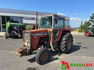 Tracteur agricole Massey Ferguson 575 - 1