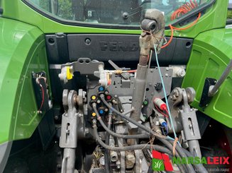 Tracteur agricole Fendt 716 Vario S4 - 4