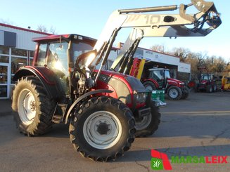 Tracteur agricole Valtra N111ELS - 1