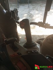 Tracteur agricole Massey Ferguson MF 5712 SL - 4