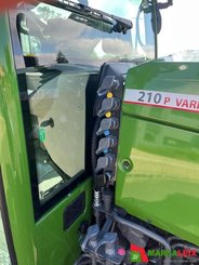 Tracteur fruitier Fendt 210 P VARIO - 11