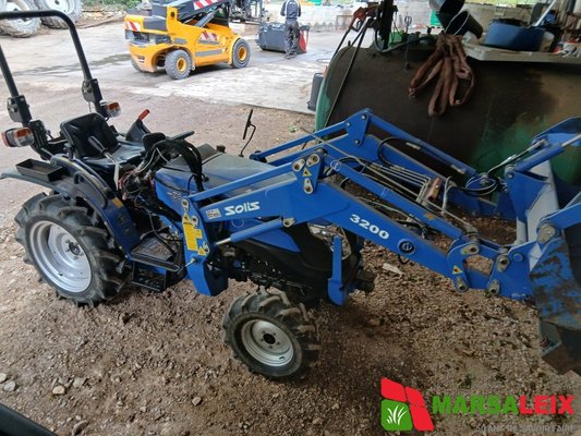 Tracteur agricole Solis 260 - 1