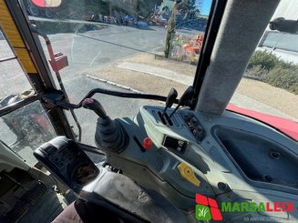 Tracteur agricole Massey Ferguson 6255 - 11