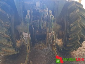 Tracteur agricole John Deere 6220 - 7