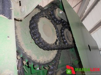 Presse à balles rondes John Deere F 441 M FXE HACHEUR - 10