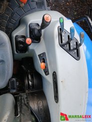 Tracteur agricole New Holland T4 65S - 9