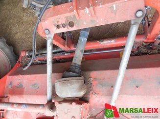 Broyeur à axe horizontal Kuhn VKM 240 - 4