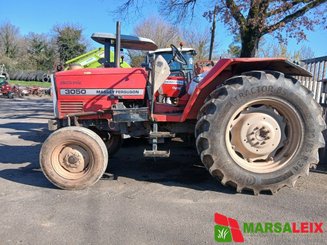 Tracteur agricole Massey Ferguson MF3050 - 1