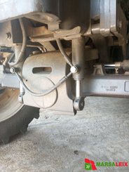 Tracteur agricole Massey Ferguson MF 5712 SL - 11