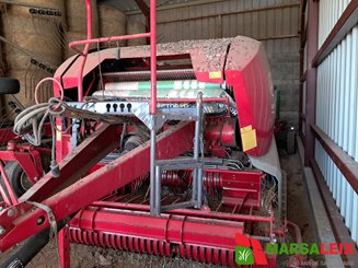 Presse à balles rondes Lely-Welger RP 245 - 3
