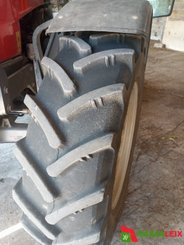 Tracteur agricole Massey Ferguson MF 5712 SL - 7