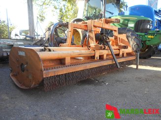 Broyeur à axe horizontal Agrimaster 2600 - 5