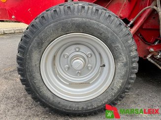 Presse à balles rondes Lely-Welger RP 245 - 6