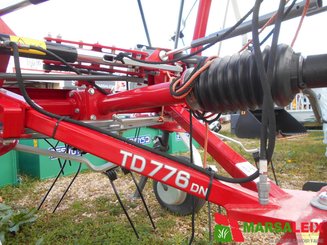 Faneuse Massey Ferguson TD 776 DN - 3