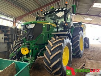 Tracteur agricole John Deere 6R215 - 1
