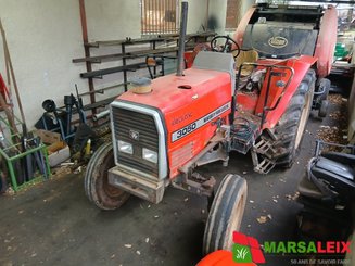 Tracteur agricole Massey Ferguson MF3050 - 1