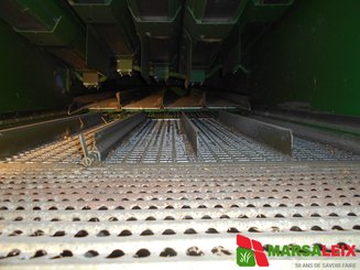 Moissonneuse batteuse John Deere W330 GEN 2 - 27