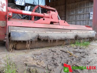 Broyeur à axe horizontal Kuhn VKM 240 - 9