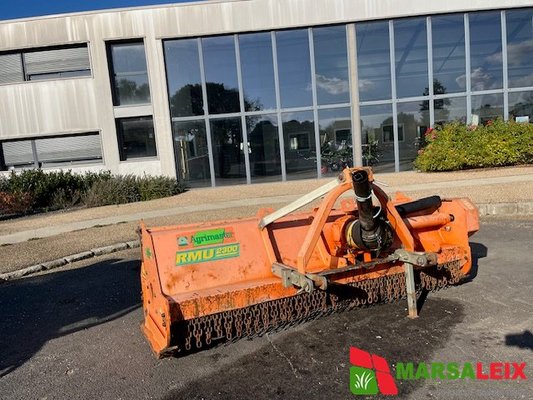 Broyeur à axe horizontal Agrimaster RMU 2300 - 1