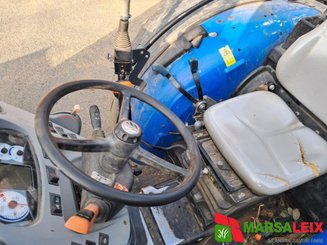 Tracteur agricole New Holland T4-80 - 8