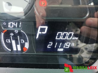 Tracteur agricole Massey Ferguson 5S 135 Dyna 4  - 7