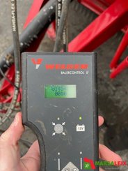 Presse à balles rondes Lely-Welger RP 245 - 10