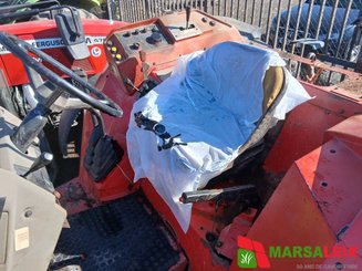 Tracteur agricole Massey Ferguson MF3050 - 11