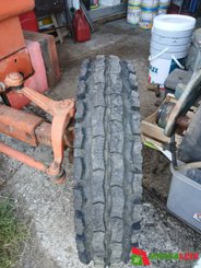 Tracteur agricole Renault 421 - 5