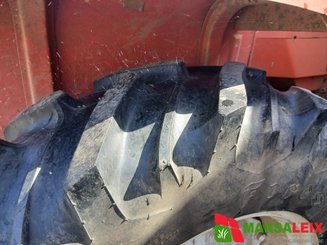 Tracteur agricole Renault 421 - 4
